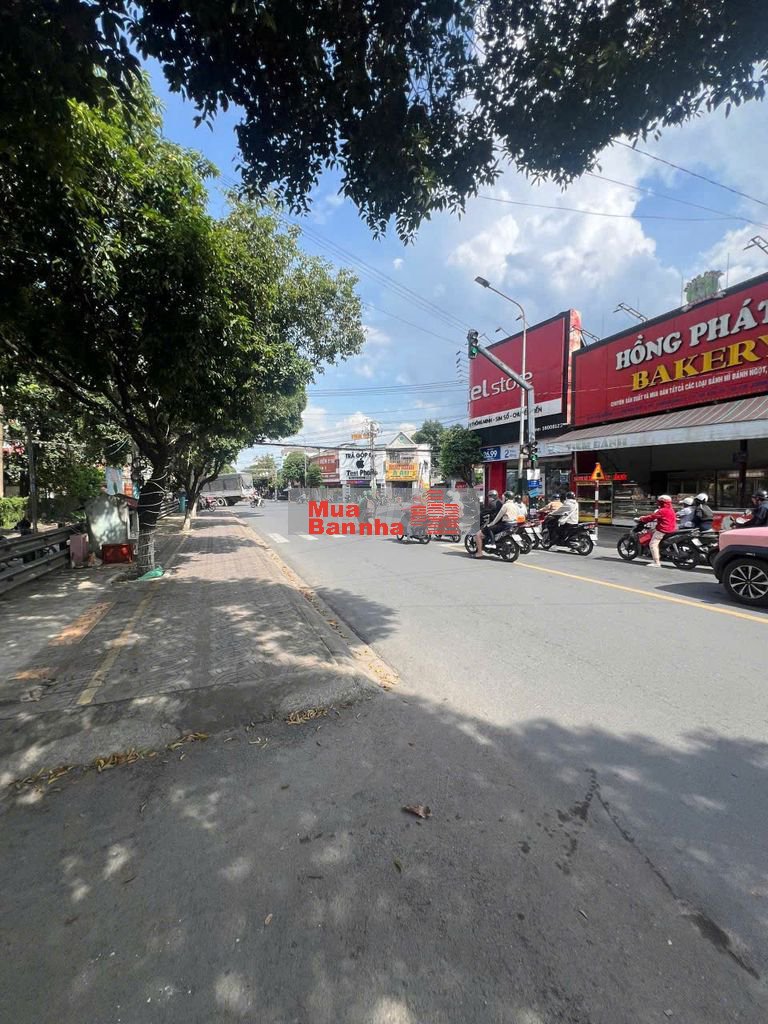 BÁN NHÀ MT LÝ THƯỜNG KIỆT –VTRÍ ĐẮC ĐỊA – ĐANG CHO THUÊ MB 13TR/THÁNG