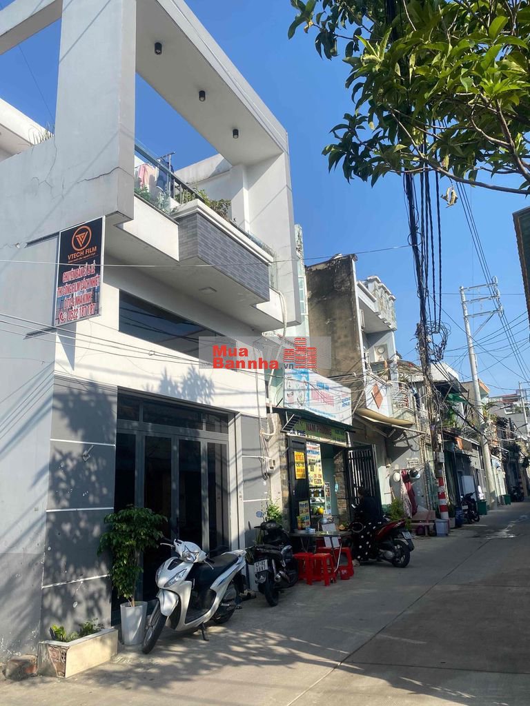 5X15 NHÀ 3 TẦNG NGỢP BANK ĐƯỜNG THÔNG XE TẢI NGUYỄN VĂN QUÁ GIÁ CỰC TO