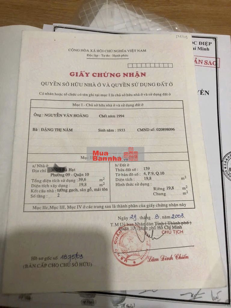 Cần bán nhà cách mặt tiền vài bước