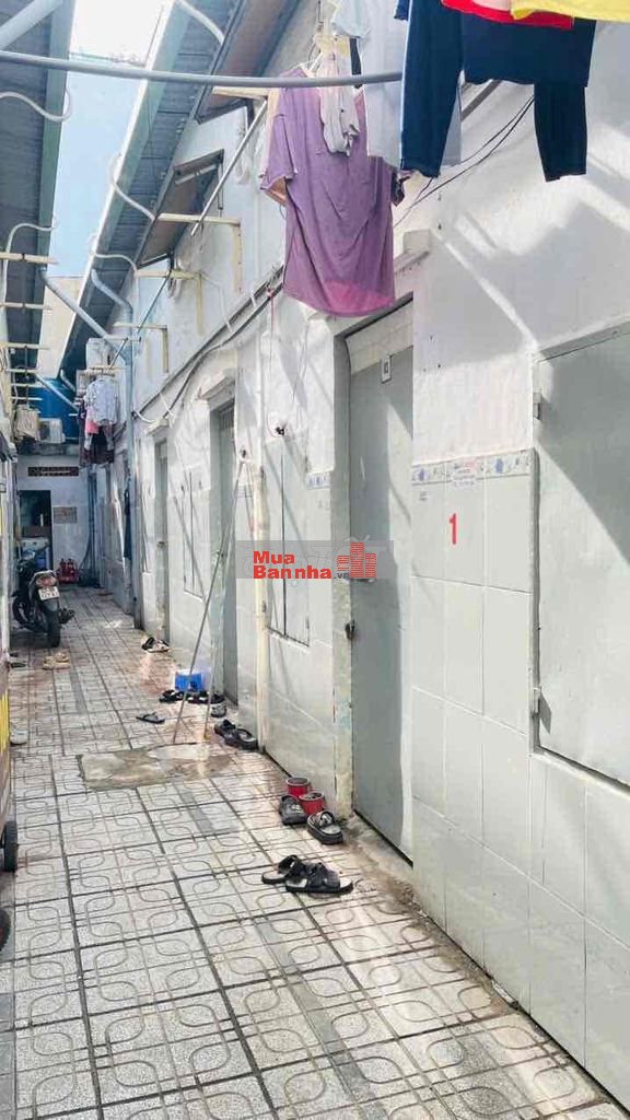 Nhà 250m2(6.4/10.2X28 dài)Dòng tiền 40tr/th-đường 10M Xe Tải Tránh