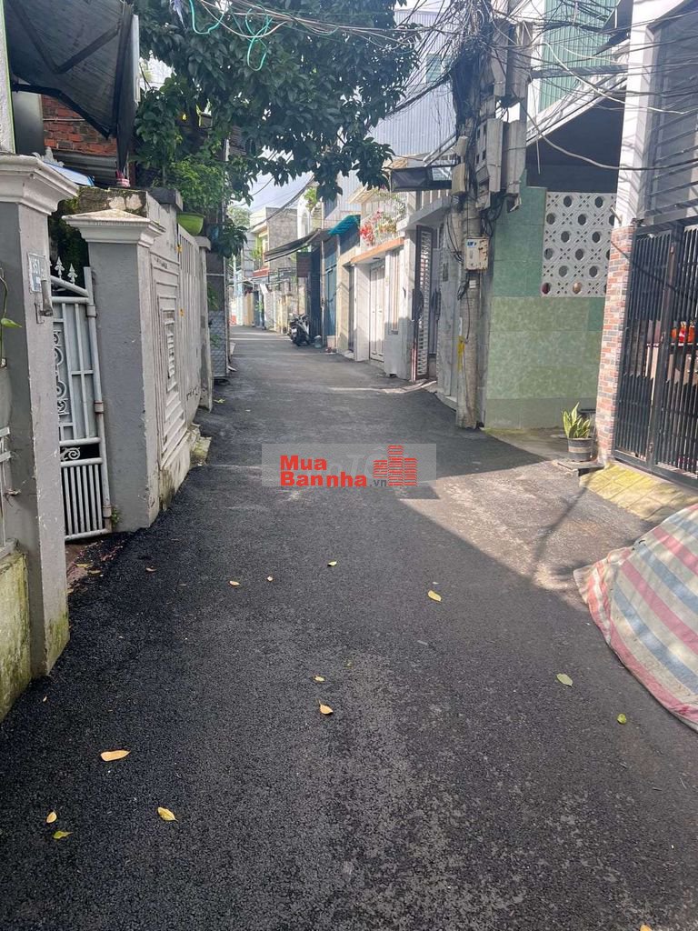 Bán đất tặng nhà c4 kiệt ô tô 5m đường Nguyễn Phước Ngu