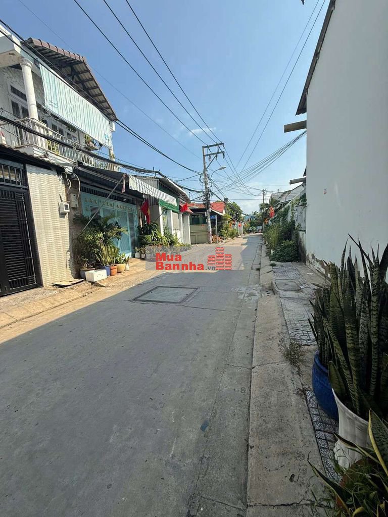 BÁN NHÀ 3 LẦU HẺM XE HƠI LÊ VĂN LƯƠNG PHƯỚC KIỂN