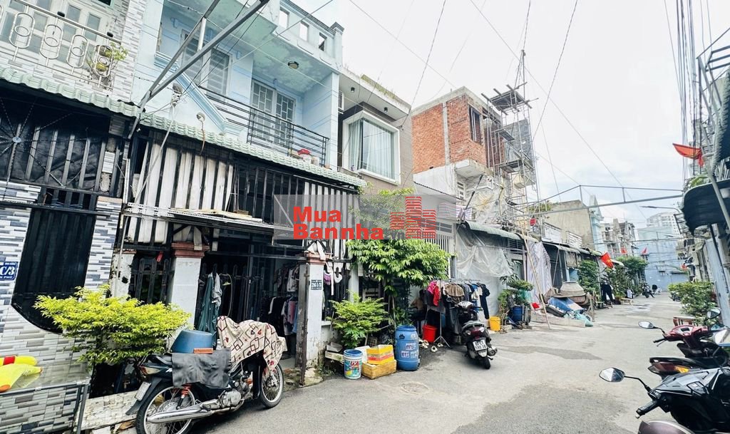 VỀ QUÊ BÁN GẤP NHÀ 2 TẦNG HẺM Ô TÔ 5M - NGAY CỔNG KCN VSIP1