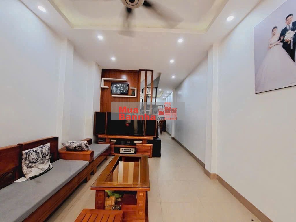 46m-DÂN XÂY -THOÁNG TRƯỚC SAU-GẦN TRƯỜNG QUỐC TẾ - CHỢ-HỒ CÔNG VIÊN