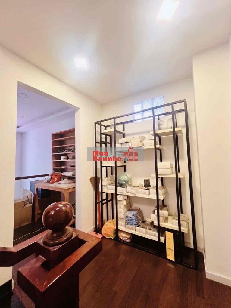 Bán nhà HXH giá sốc Khu K300 Tân Bình 70m2 5 tầng 5PN giá chỉ 8.7 tỷ