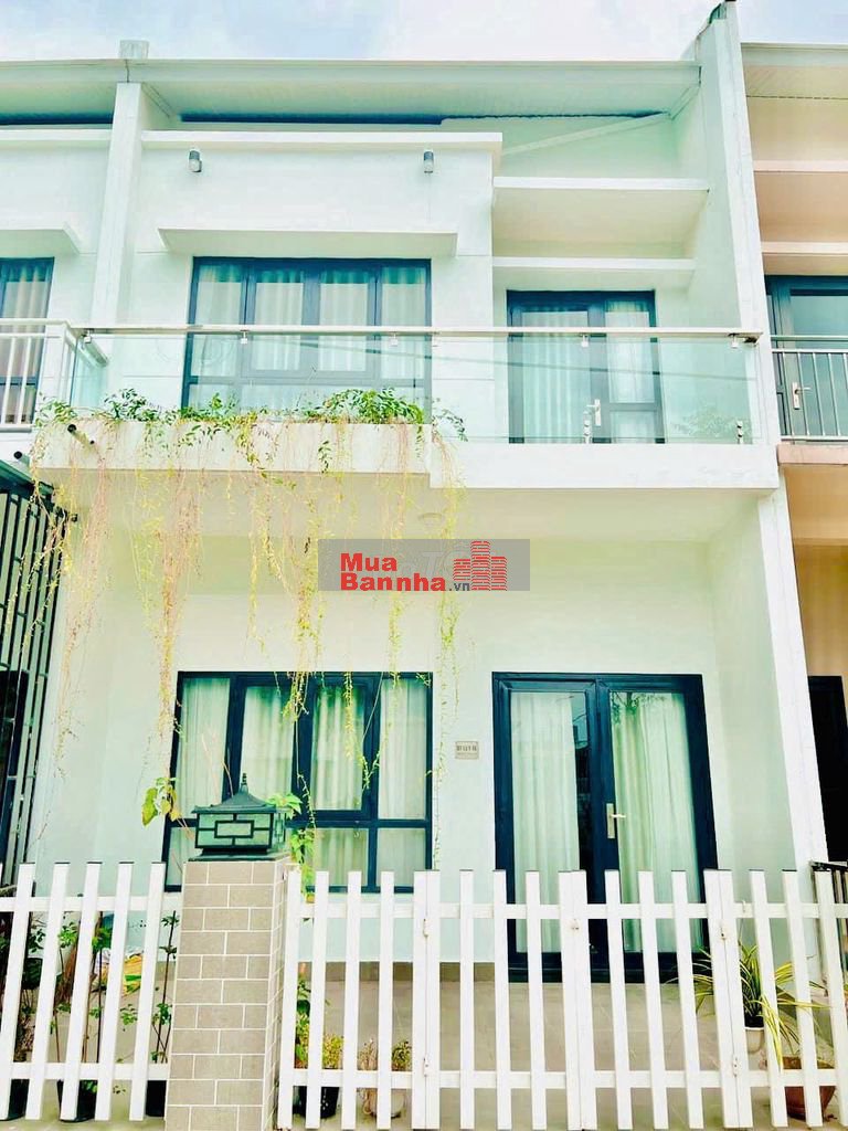 Căn liên kế Oasis City nhà đã hoàn thiện sẵn cần bán