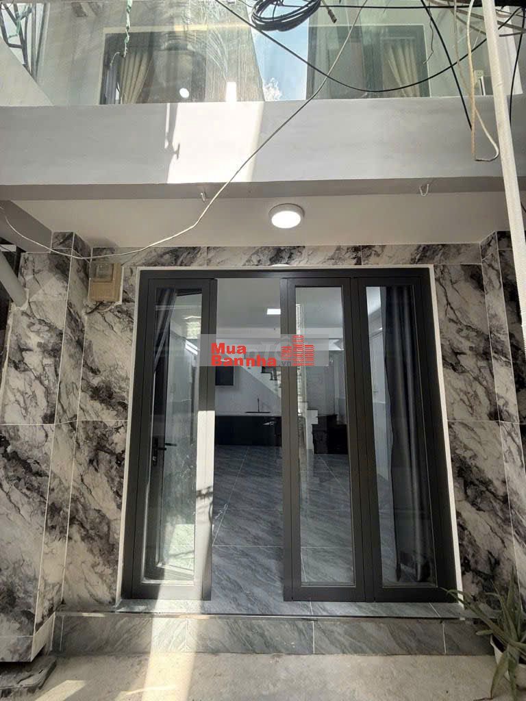 Hiếm, 3 tầng, 4 PN, sát MT Trần Quang Khải – 5,28 tỉ.