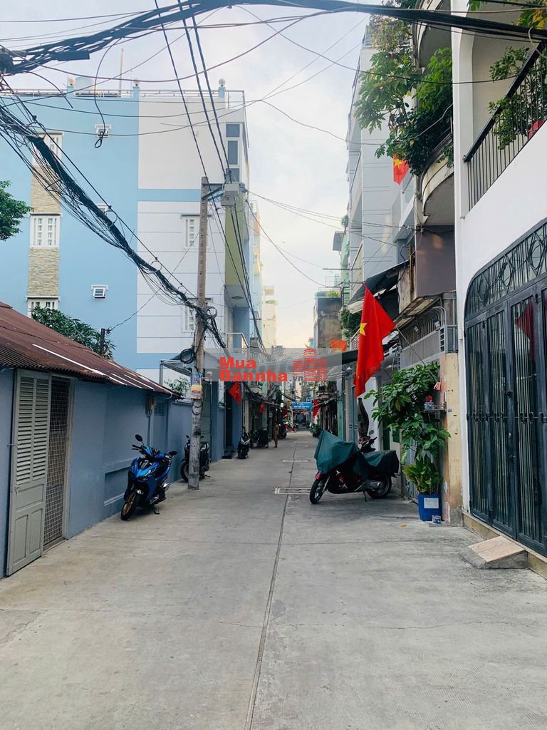 GẤN MẶT TIỀN - HẺM THÔNG 4M - DT GẦN 40M2 - 3 TẦNG ĐẸP NGÔ QUYỀN Q.10