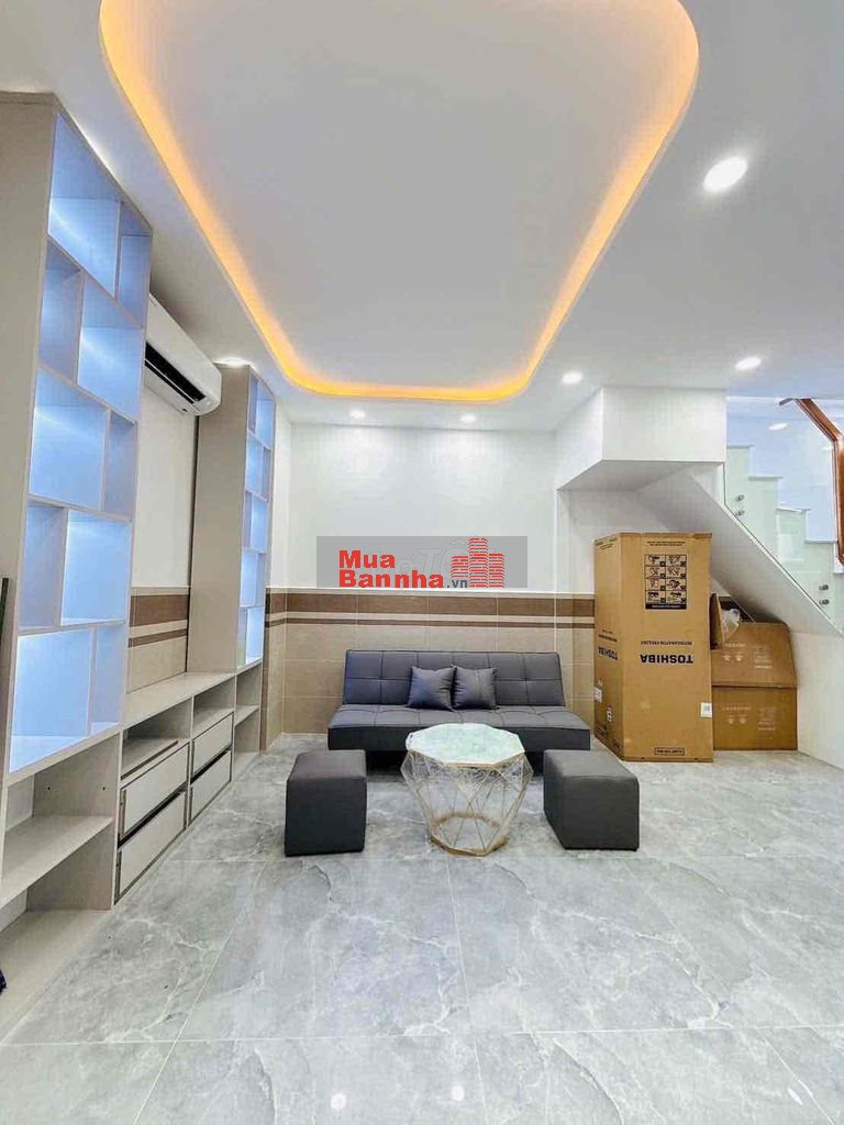 bán nhà đẹp 2 tầng vào ở ngay.