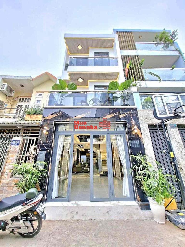 Nhà Hẻm Xe Hơi đường huỳnh tấn phát , trung tâm thị trấn nhà bè.