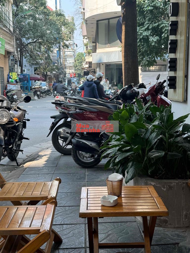 Bán nhà ngõ 93 Hoàng Văn Thái Kinh Doanh 2.9 tỷ