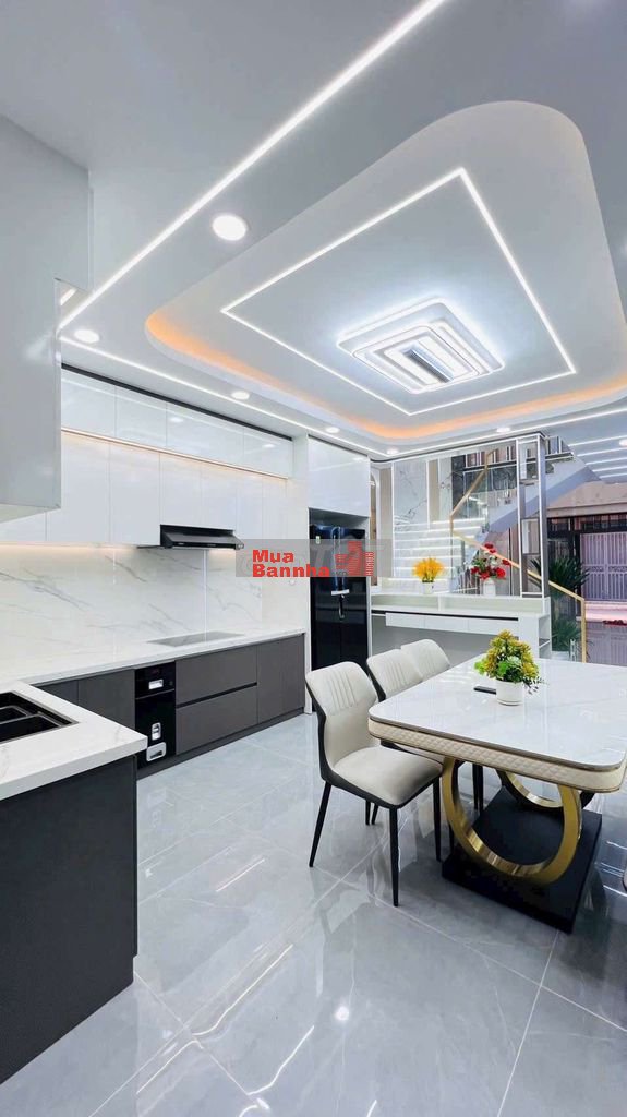 Nhà mặt tiền kinh doanh Trung Mỹ Tây, quận 12, sát Gò Vấp, Tân Bình