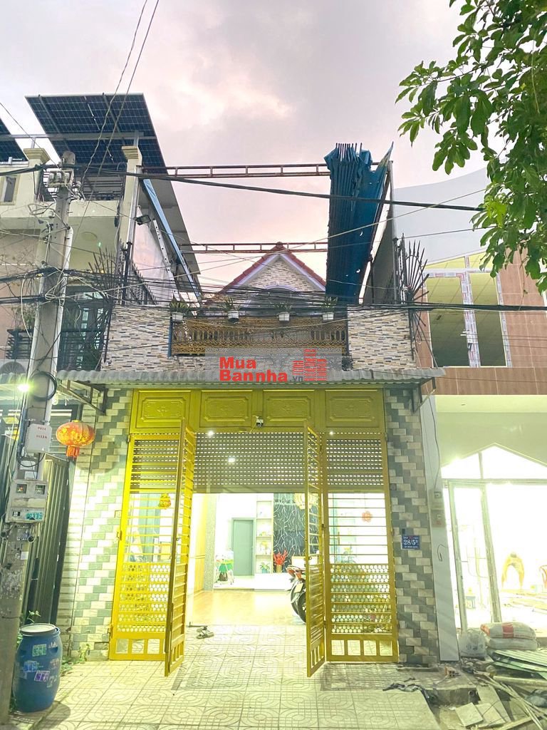 Bán nhà trệt lầu KDc gần chợ Bình Đáng, KCN Vsip Thuận An