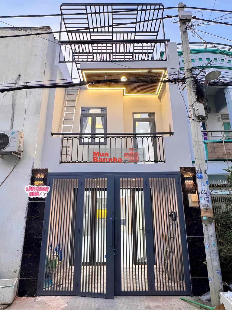 🏡Đường Xe Hơi 5m Thông - Nhà Đúc 3 Tầng, Cạnh Đầm Sen - chỉ 4,x ty +