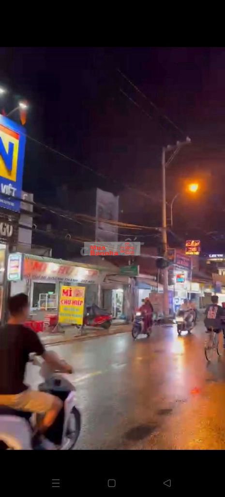 Nhà 6,5x35m mặt đường Phan Văn hớn