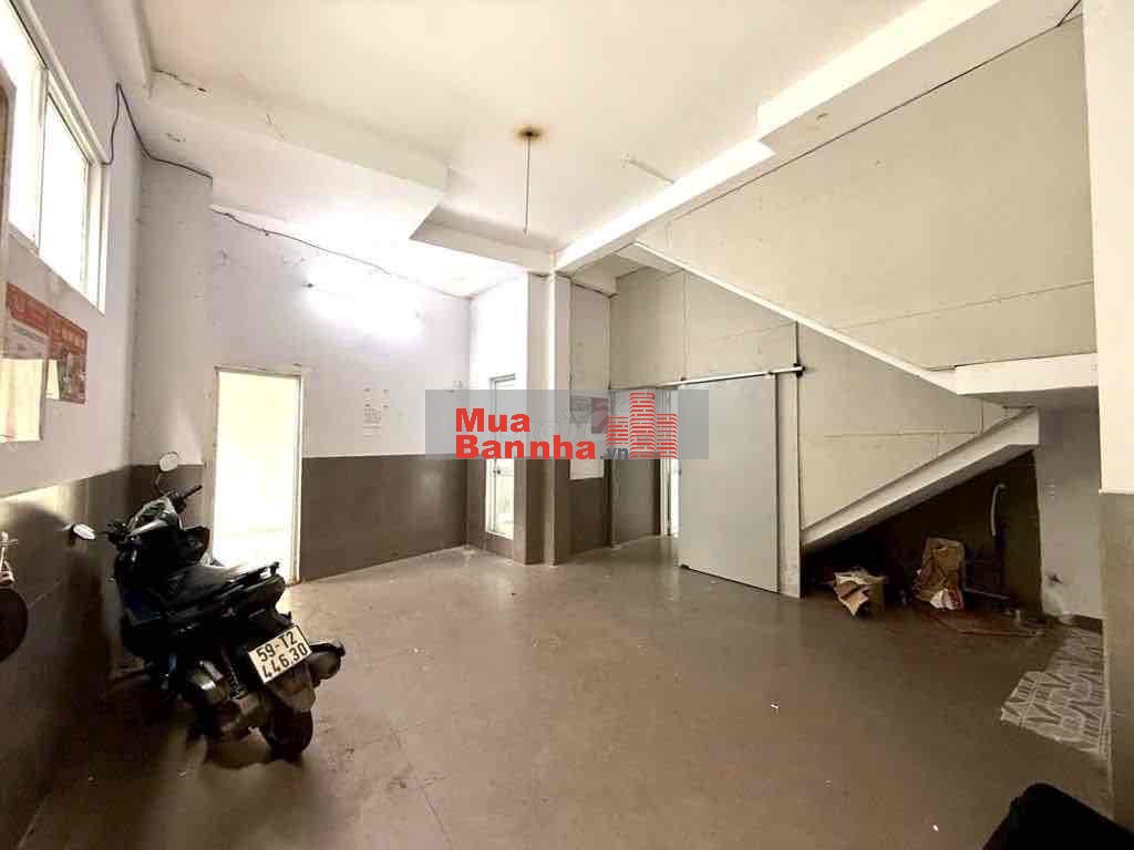 Căn hộ dịch vụ 12PN, DT ổn đinh, 4 Tầng, BTCT