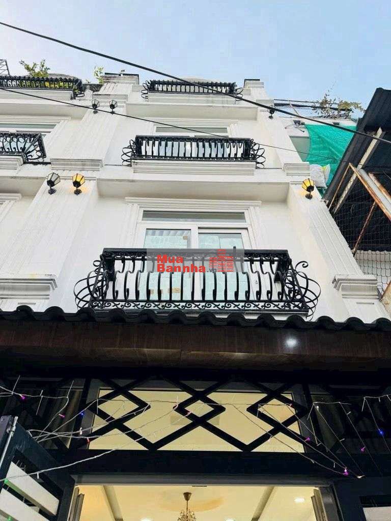 Nhà phạm van bạch Tân Bình .chủ cần ra nhanh để đi định cư nước ngoài.