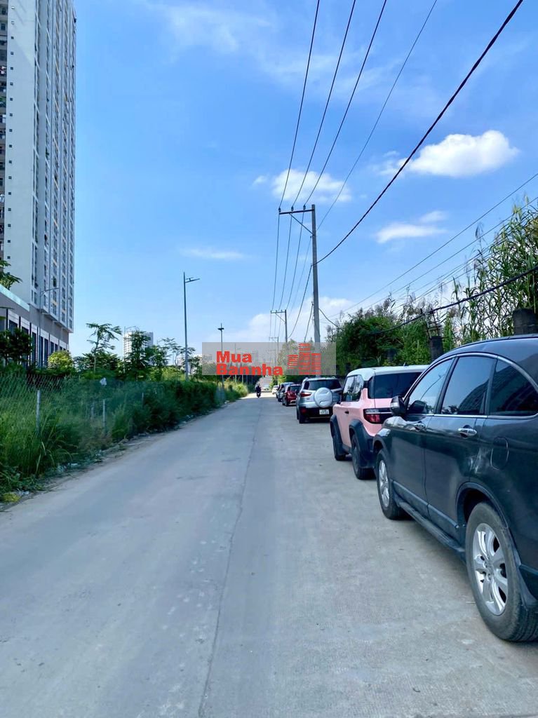 Chính chủ cần bán nhà 2 tầng hẻm xe hơi Phú Thuận Q7