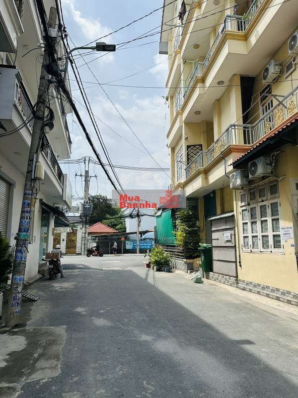 BÁN NHÀ QUẬN 12 CHÍNH CHỦ KHU ĐỒNG BỘ ĐƯỜNG CHÃY NHỰA 8M