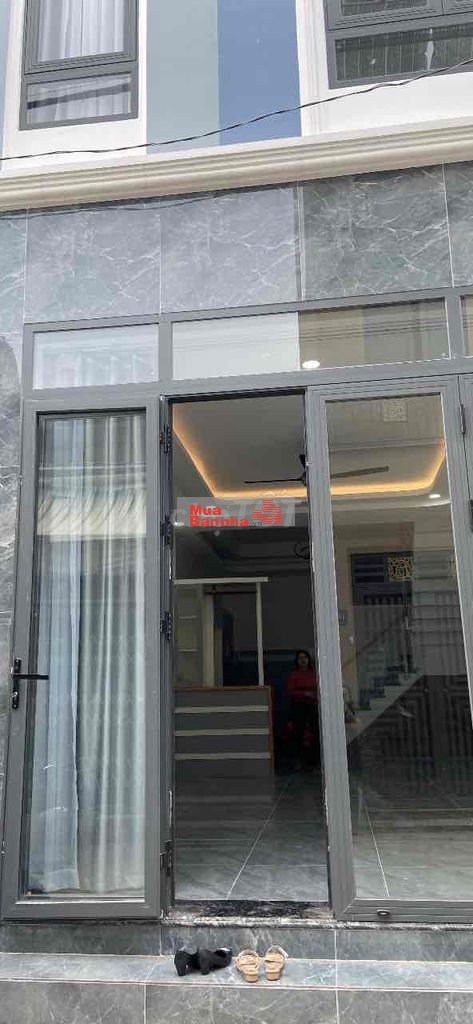 NHÀ PHỐ MỚI 4PN NGAY CHỢ LÒ LU