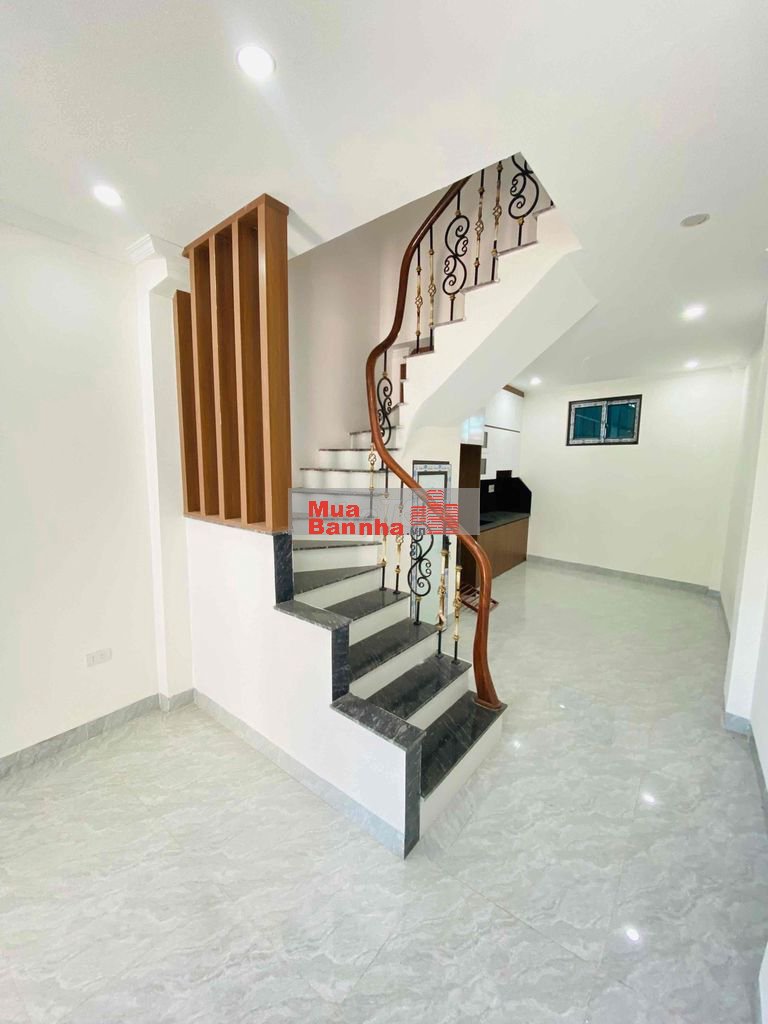 NHÀ MỚI PHỤNG CHÂU, Ô TÔ ĐỖ, CẠNH TRƯỜNG ĐH THỂ DỤC THỂ THAO 4.5 TỶ