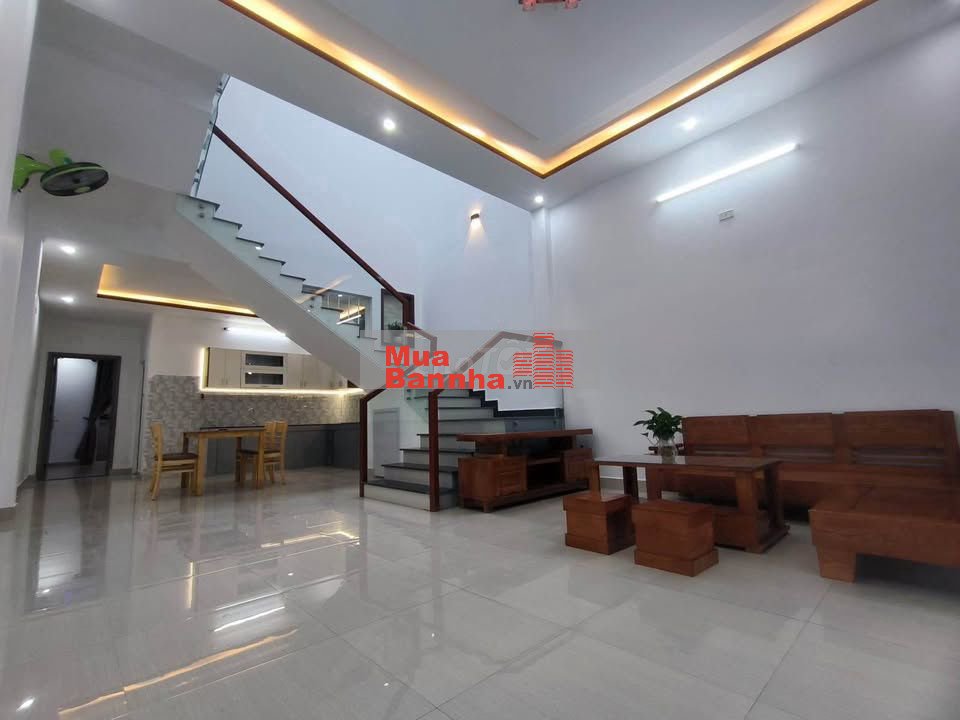 📌NHÀ 2 TẦNG 3 MÊ LỆCH – ĐƯỜNG 10M5 – CẠNH LÔ GÓC – KINH DOANH TỐT