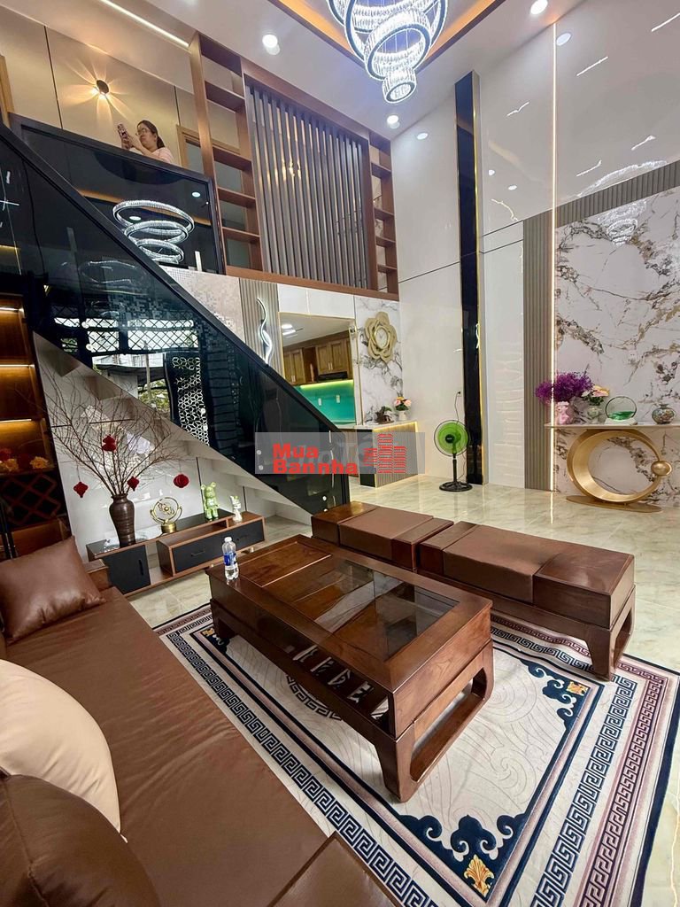 NHÀ MỚI CHỦ TẶNG FULL NỘI THẤT. NHỈNH 5 TỶ. CÒN TL