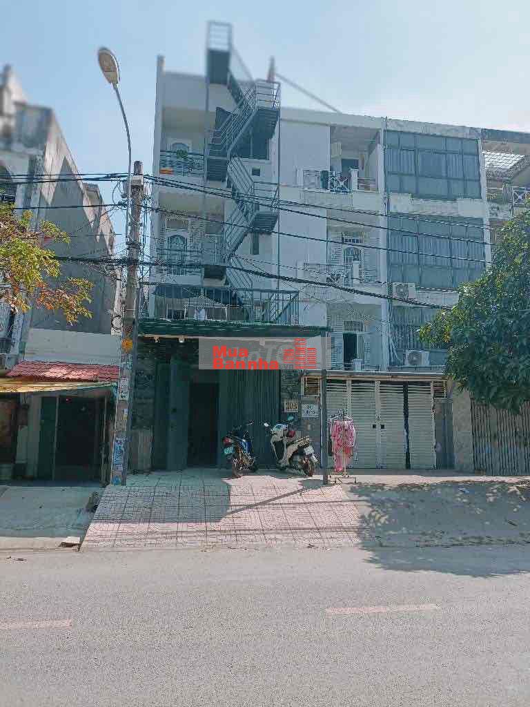 CĂN HỘ DỊCH VỤ 12 PHÒNG, ĐỐI DIỆN BẾN XE Q8, 4X24M, 5 TẦNG, DÒNG TIỀN