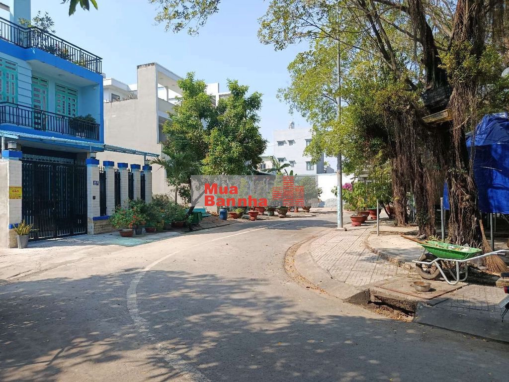 BÁN GẤP NHÀ PHỐ LIỀN KỀ VINHOME chỉ 13,2tỷ