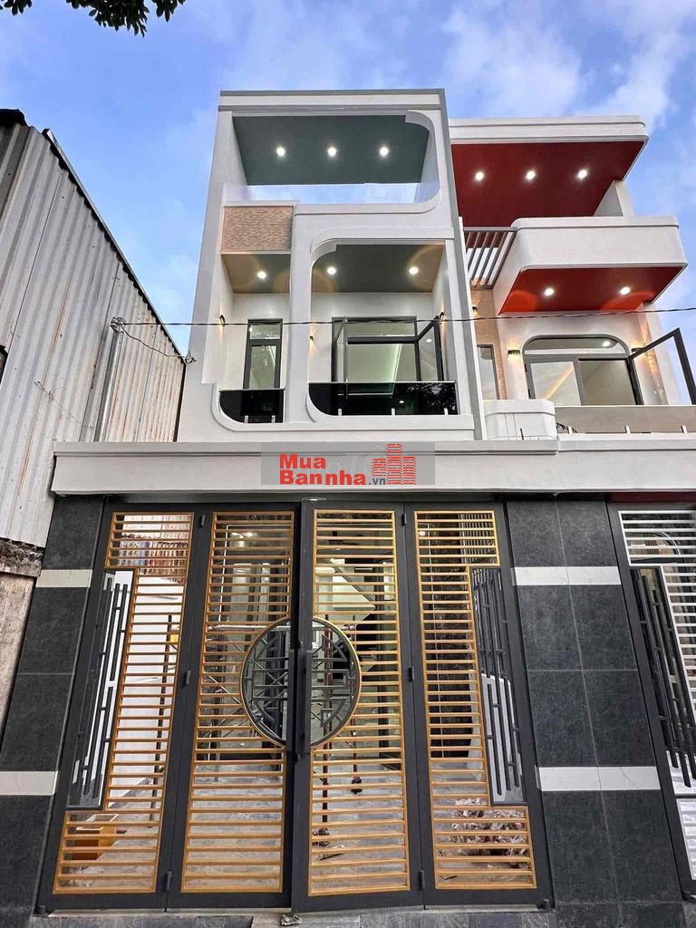 BAN NHÀ GẦN VÒNG XUOAY ANH PHU AP31