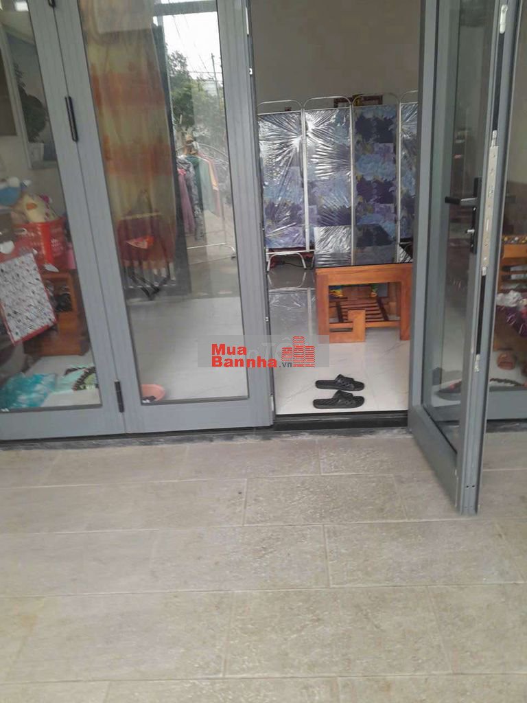 Chủ về quê ở Nhượng lại căn nhà C4 đẹp Kiệt 202 Hoàng Văn Thái