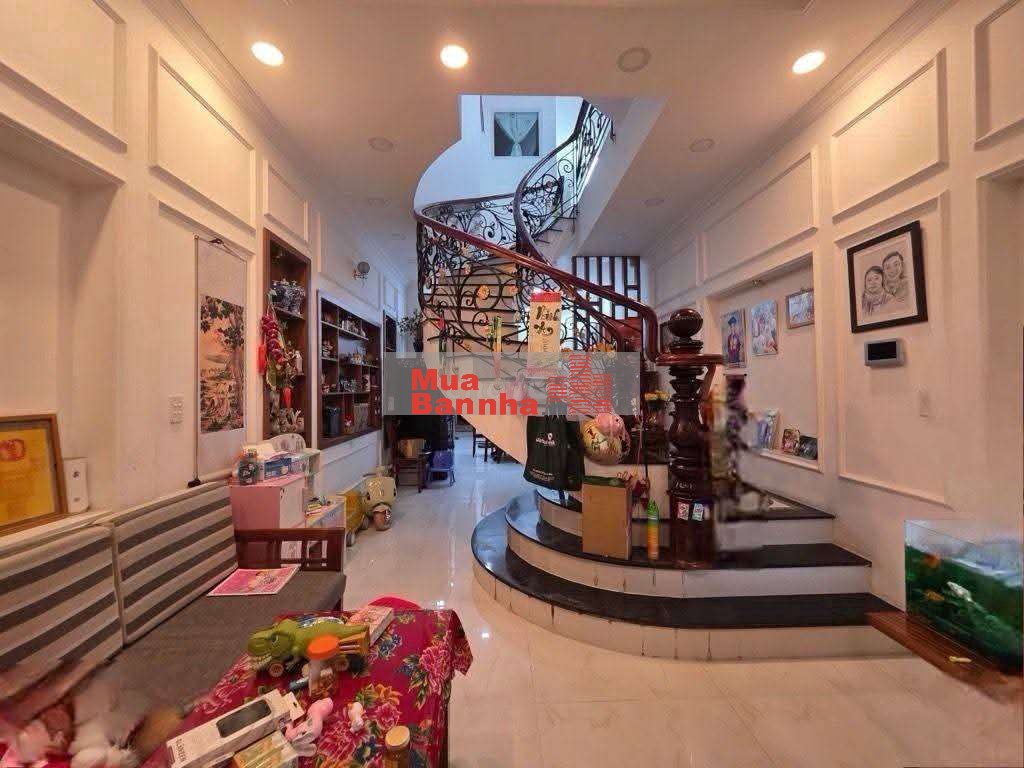 CHỈ 7,6 TỶ, NHÀ ĐẸP ĐÓN TẾT , 3 TẦNG, FULL NỘI THẤT, LONG TRƯỜNG Q9