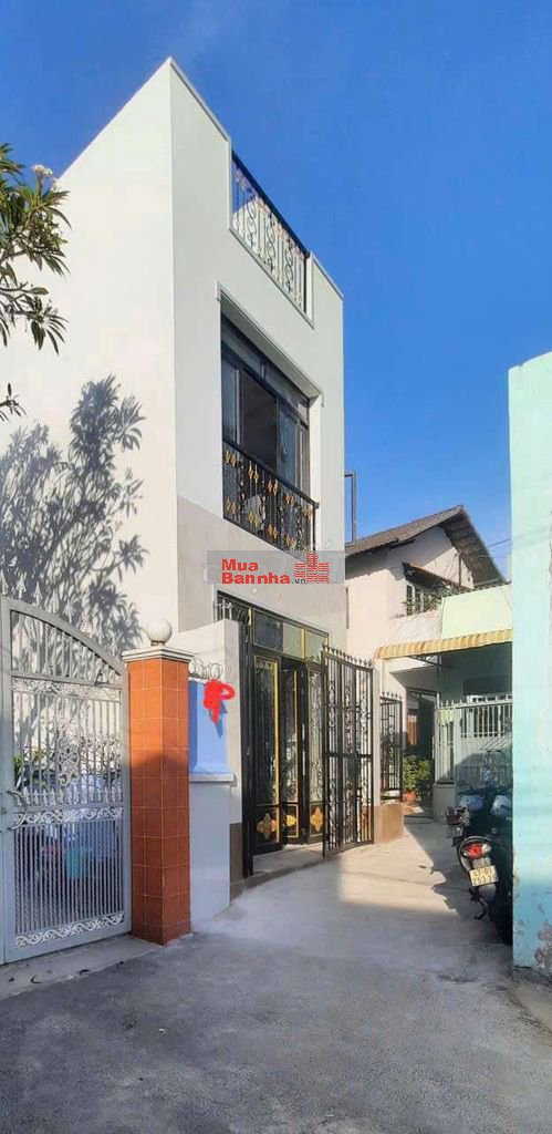 5.49 tỷ – Nhà mới 3 tầng – Kha Vạn Cân, Phạm Văn Đồng - Xe hơi đỗ cửa.