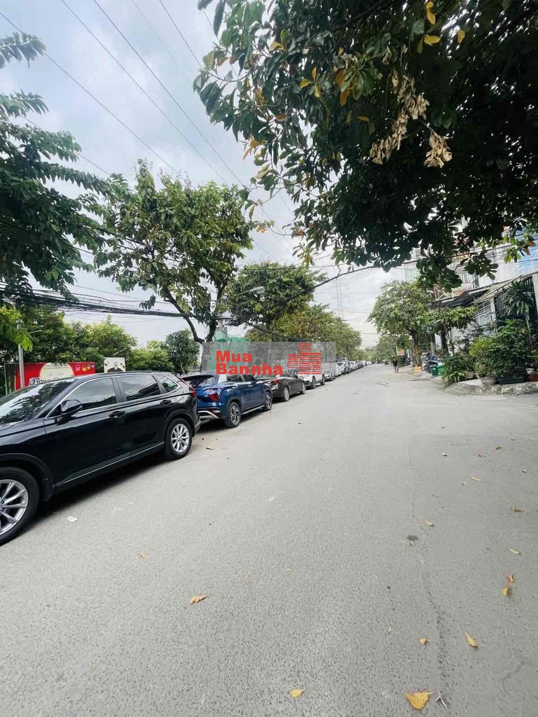 Nhà 4 tầng, HXH 12m, View công viên.