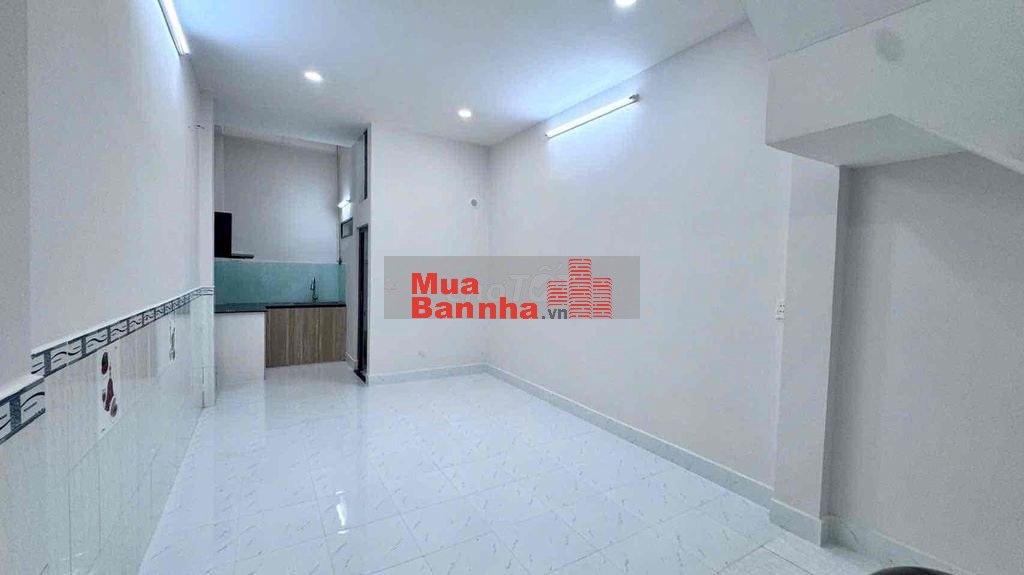 Nhà sạch đẹp GẦN ĐẦM SEN đảm bảo xem ưng ngay