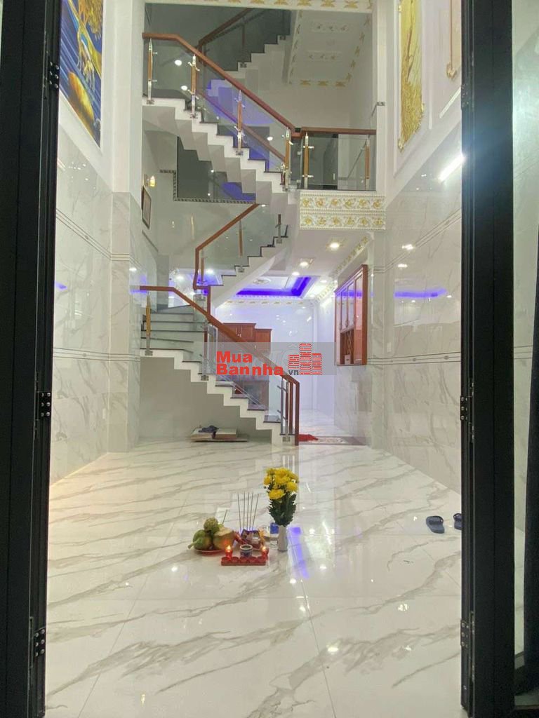 Cần Bán GẤP 4x16 4 tầng Hòa Bình