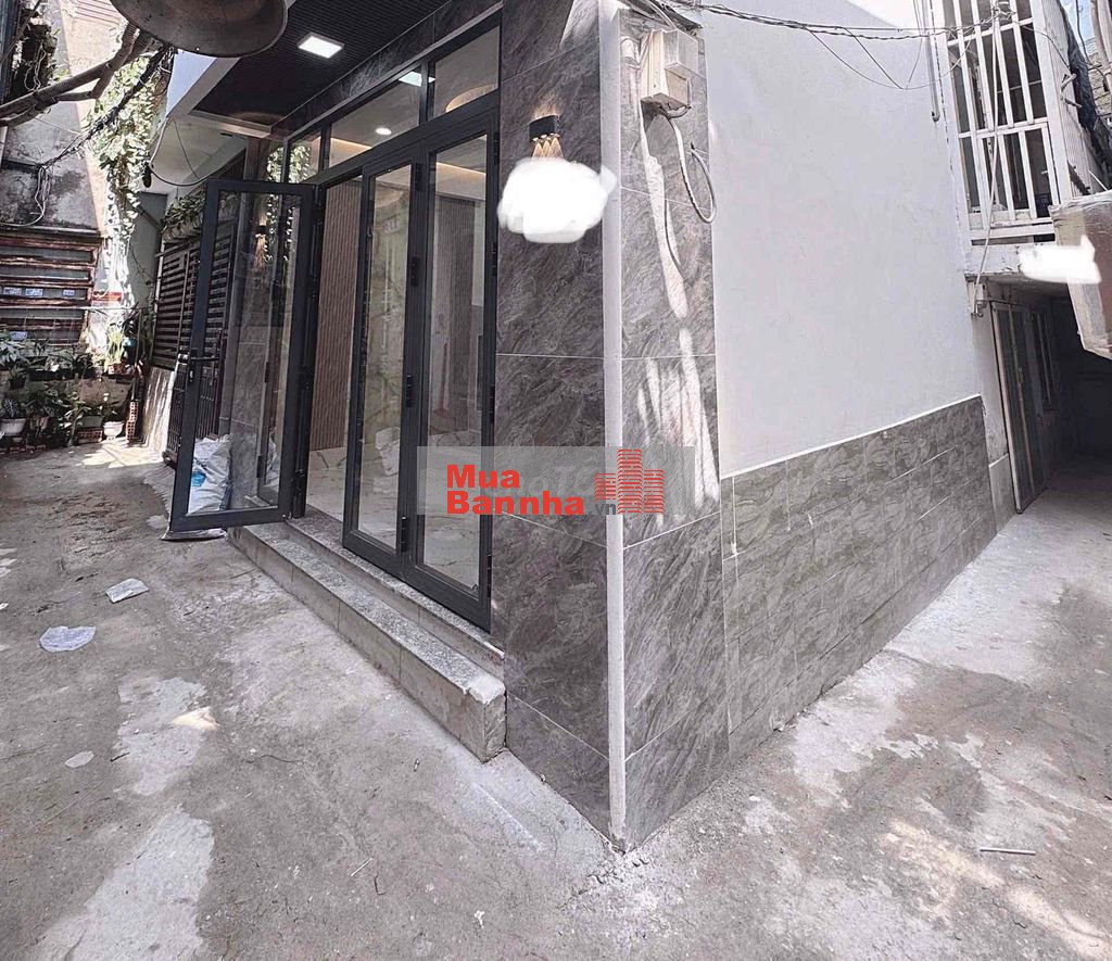 Nhà căn góc Phạm Văn Chiêu mới sạch đẹp