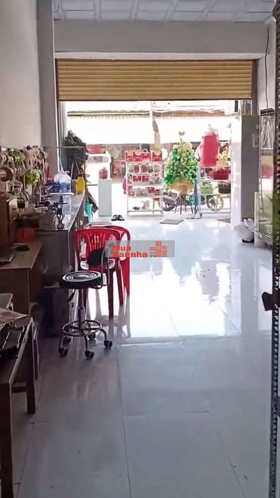 Nhà Mặt Tiền 👉 124 m2 Đúc Lầu 👉 Đang Cho Thuê 9tr 👉 Bán 5 tỷ 600