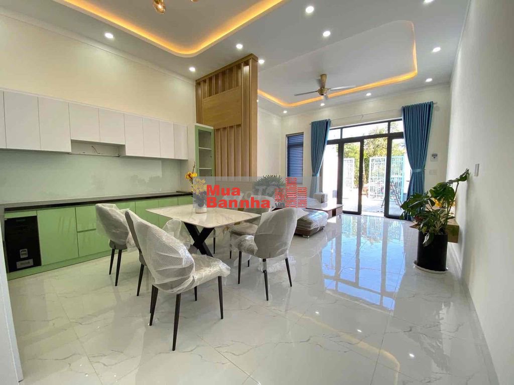 💥Nhà mới đẹp Thôn 8 CưEbur (P. Buôn Ma Thuột) cách Ngã Sáu 7km