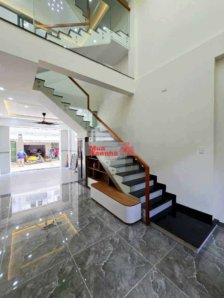 Nhà Lã Xuân Oai Long Trường Q9 – 4PN 3WC Gara Ô Tô – 50m2 – 6.9 Tỷ