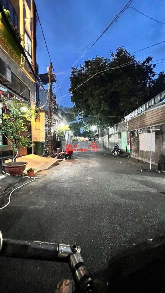 BÁN NHÀ NGUYỄN TƯ GIÃN , GÒ VẤP DT :24 M2 -2 GẦN EMART CHỈ 3 .380 T