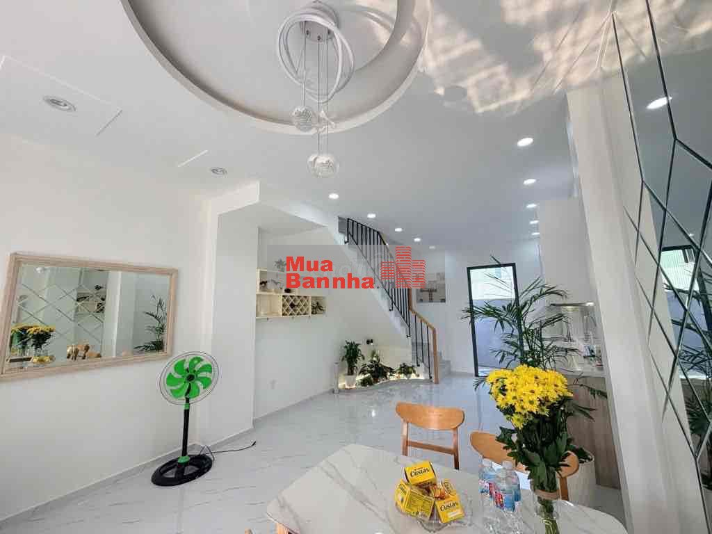 Bán Nhà Quận 2 - 9 - Thủ Đức