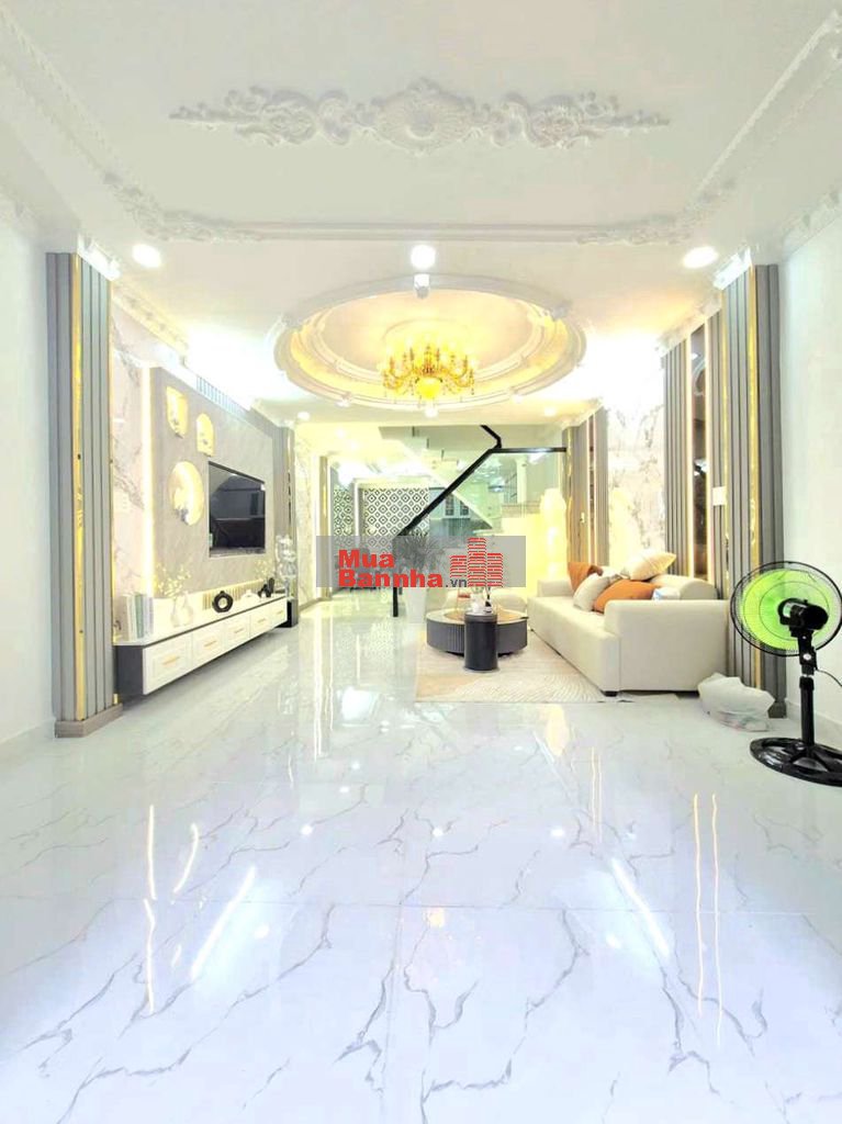 Nhà bán gần quận 4 đường xe hơi