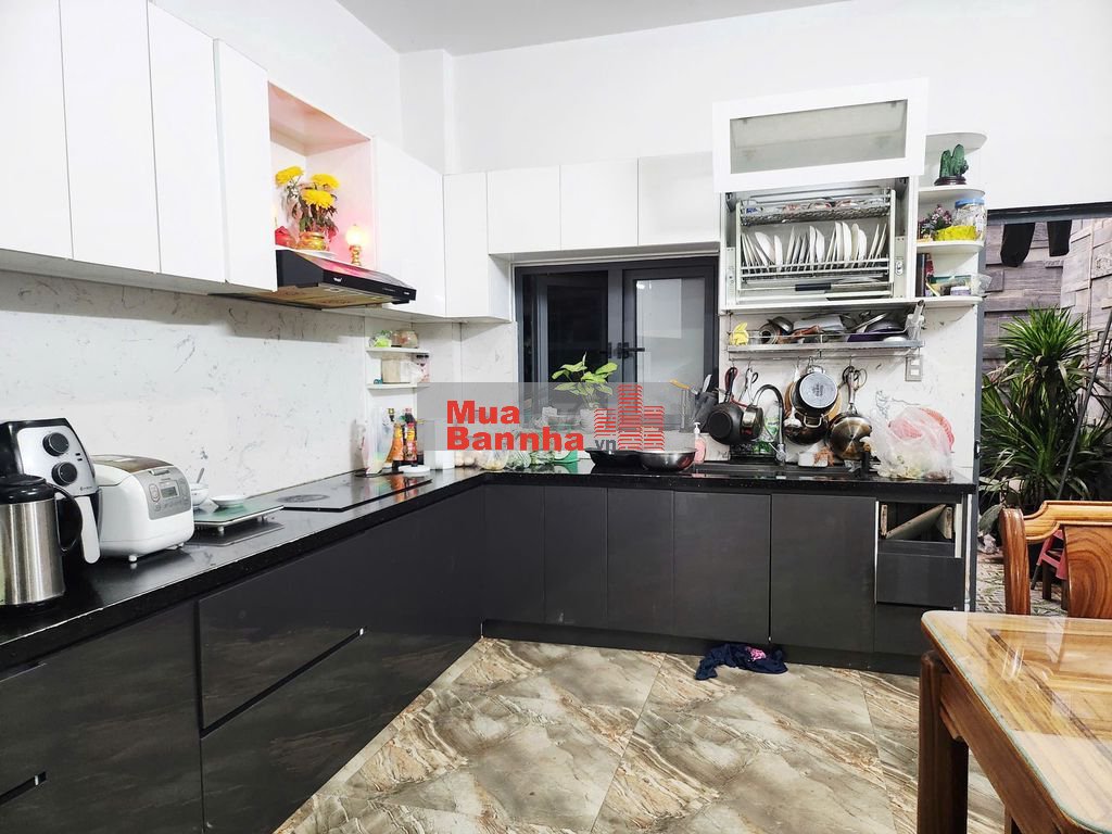 BÁN NHÀ ĐẸP 2 TẦNG TRƯNG NỮ VƯƠNG, HẢI CHÂU– 180M2 –MT 6M -HƠN 8 TỶ TÍ