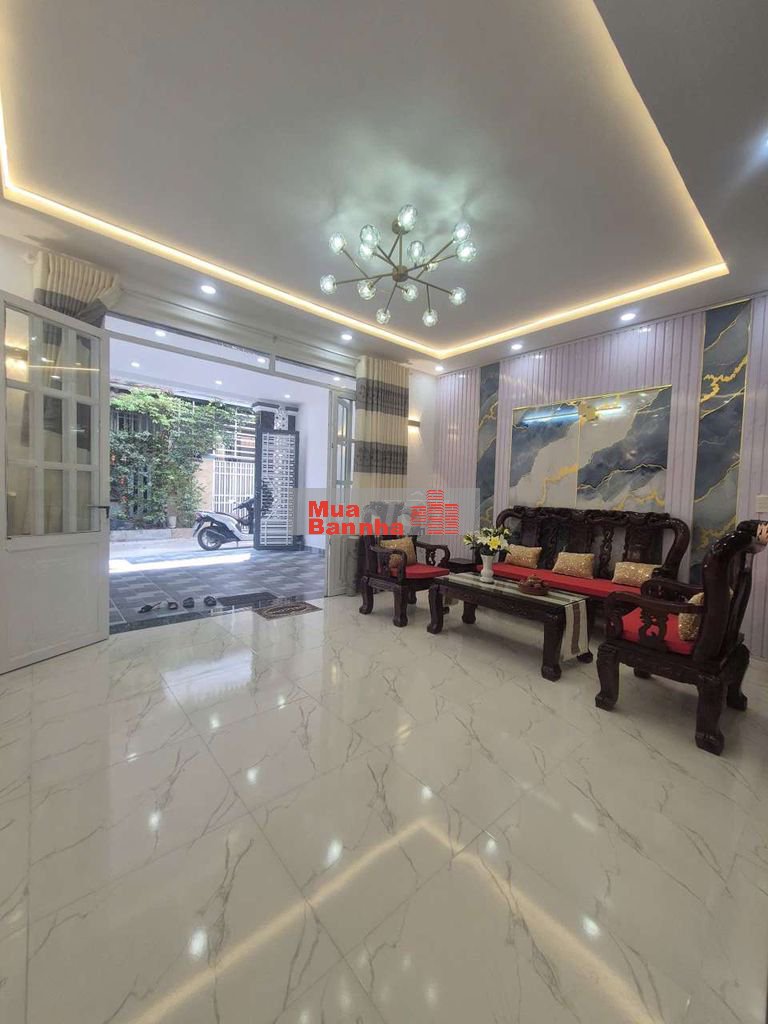 Nhà Tân Kim Cần Giuộc giá 2tỷ 680. DT 5x20. 1lầu 4pn 2wc shr. Hẻm XH