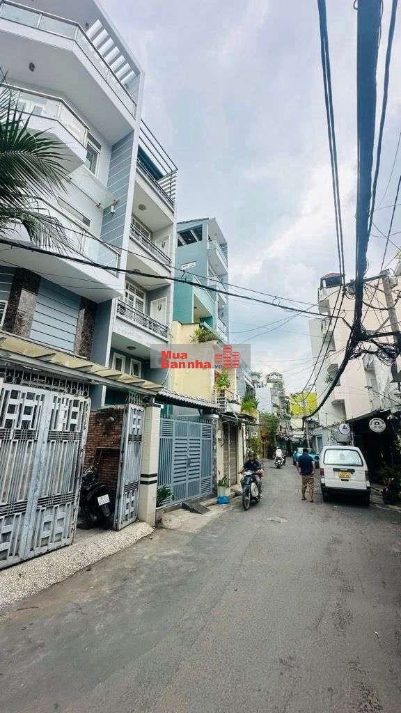 Sát mặt tiền đường Duy Tân CC bán nhà đẹp ở ngay 25m2_2T_4,6 tỉ TL