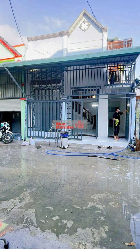 Nhà gác lửng mới bình chuẩn đường 7 m