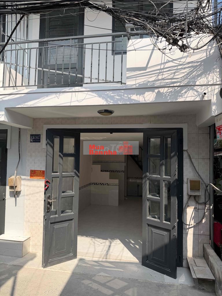 Cần Bán Nhà Gấp Quốc Lộ 50 Kế Hẻm CÔNG AN XÃ BÌNH HƯNG