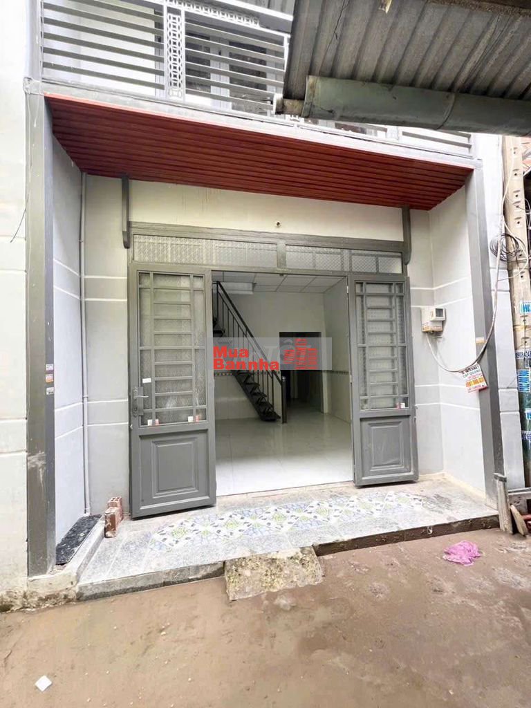 Nhà bán 1trêt 1lầu 4x10m giá 980tr