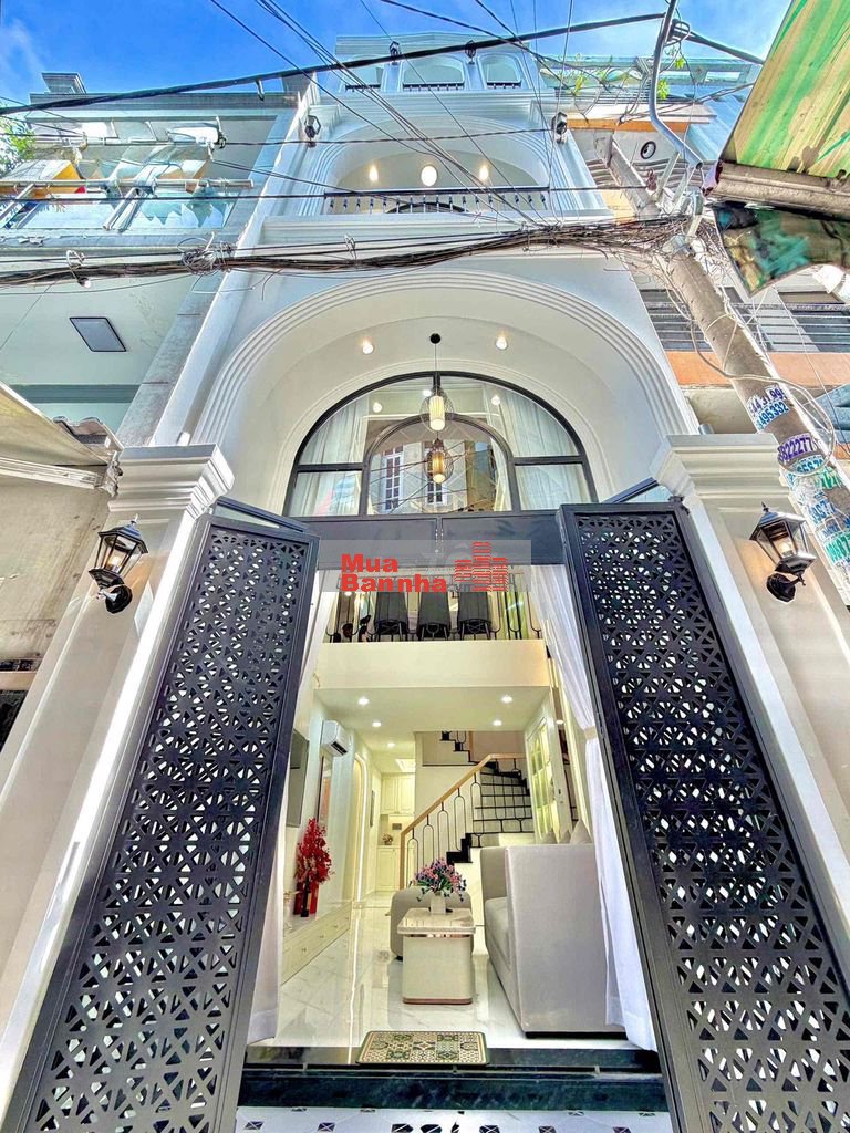 Bán nhà 4 tầng mới full nội thất sát mặt tiền khu Vip Phan Xích Long